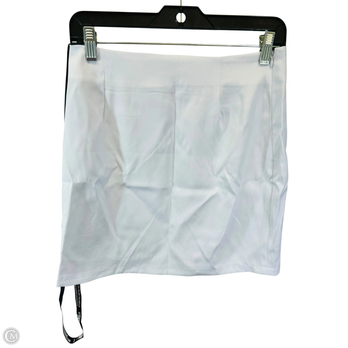 Skirt Mini & Short By Pretty Little Thing In White, Size: S