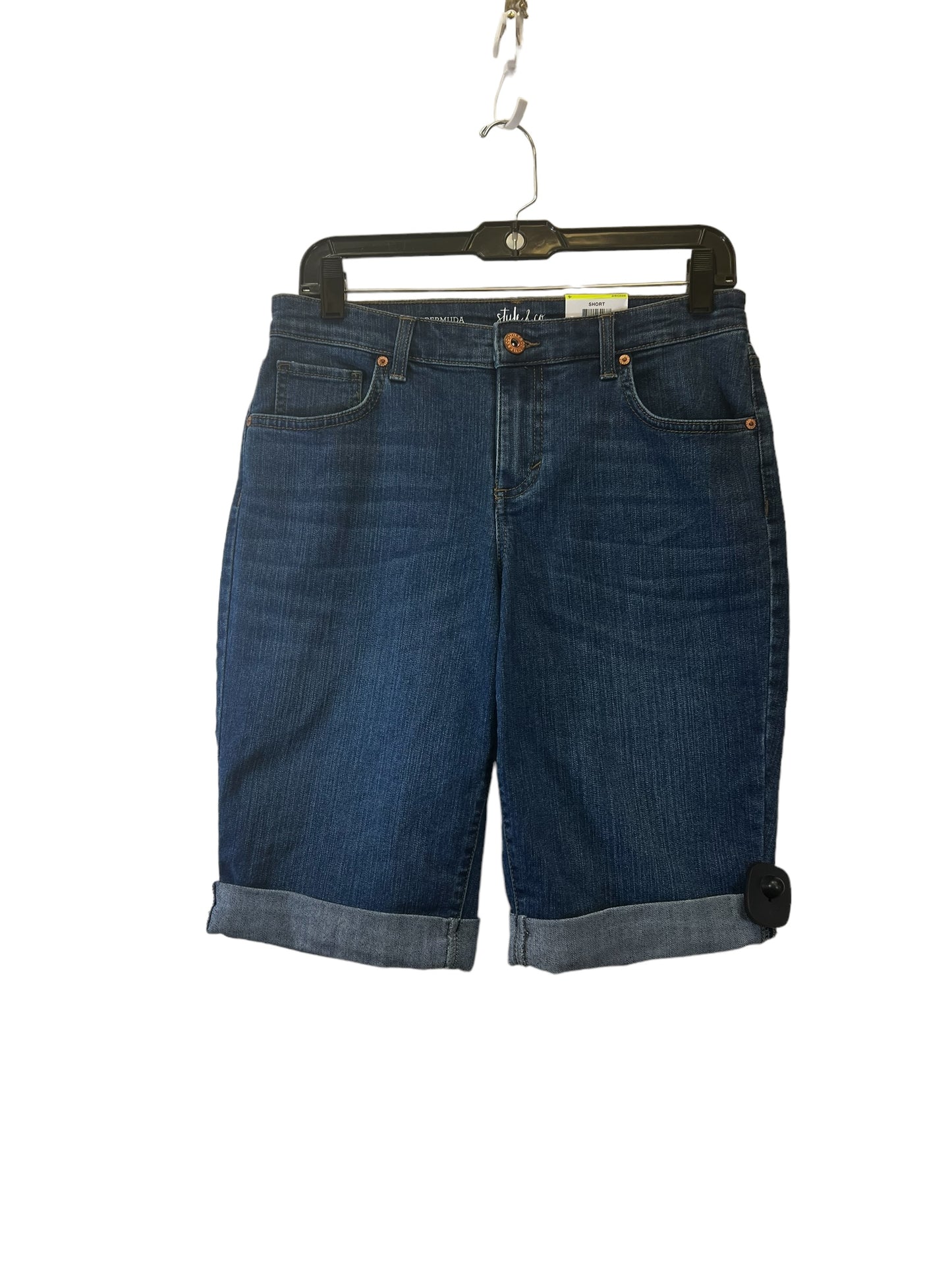 Shorts By Style And Company Size: 4
