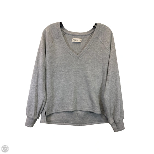Sweater By Abercrombie And Fitch In Grey, Size: M