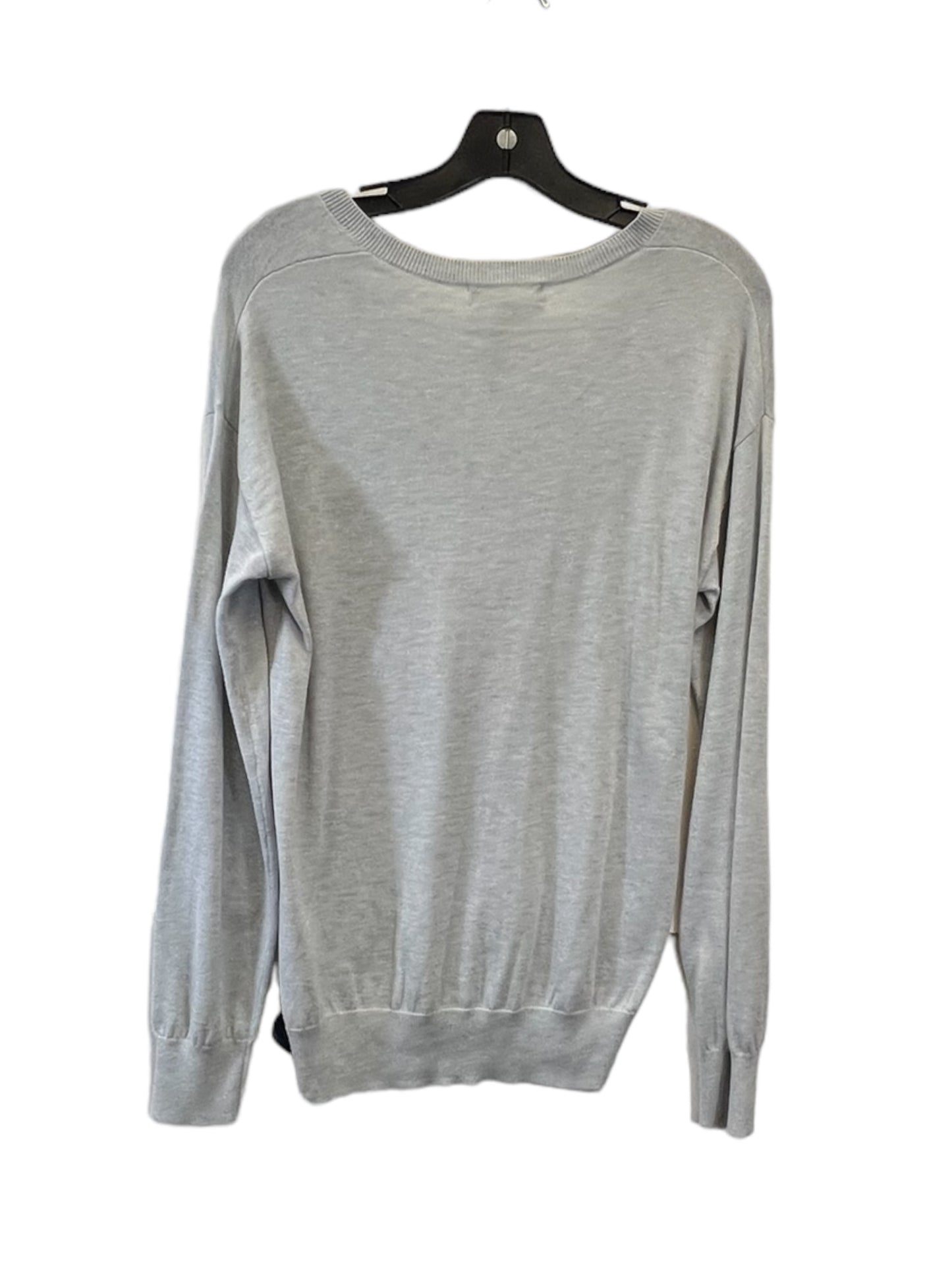 Top Long Sleeve By Treasure And Bond In Grey, Size: Xs