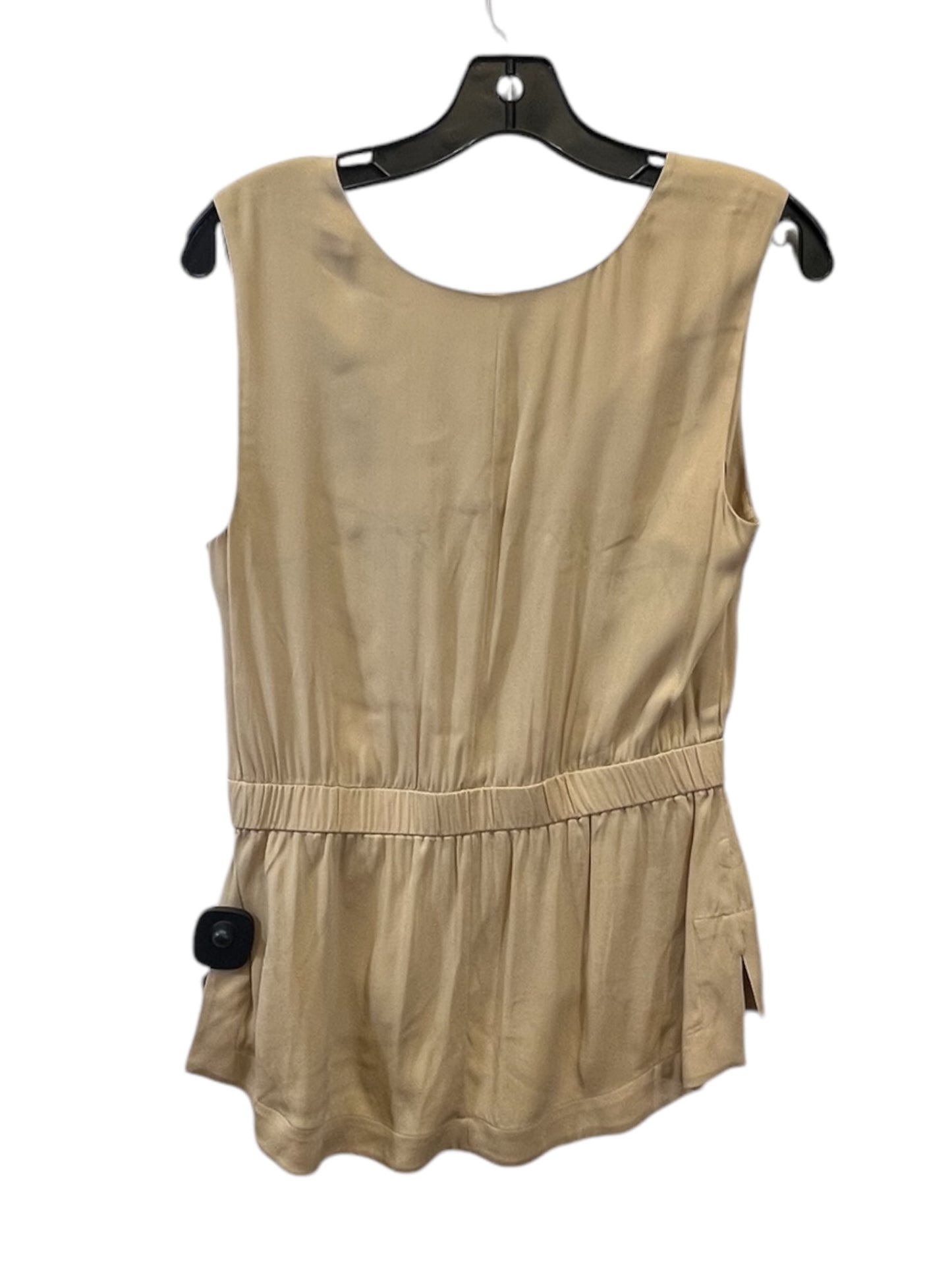 Top Short Sleeve By Bebe In Tan, Size: S