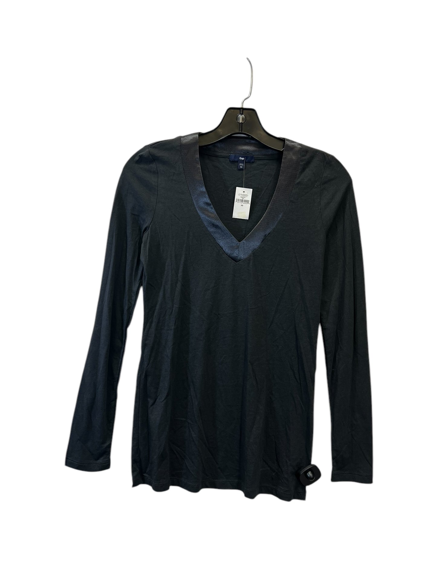 Top Long Sleeve By Gap In Grey, Size: Xs