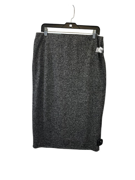 Skirt Maxi By Old Navy In Black & Grey, Size: L