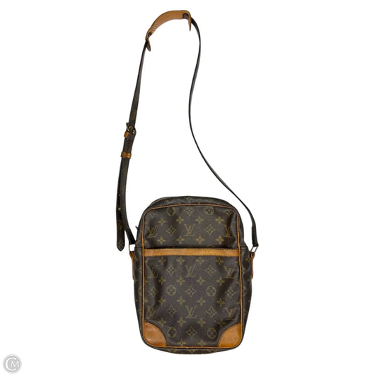 Crossbody Luxury Designer By Louis Vuitton, Size: Medium