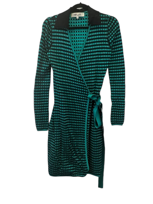 Dress Designer By Diane Von Furstenberg In Black & Green, Size: Petite