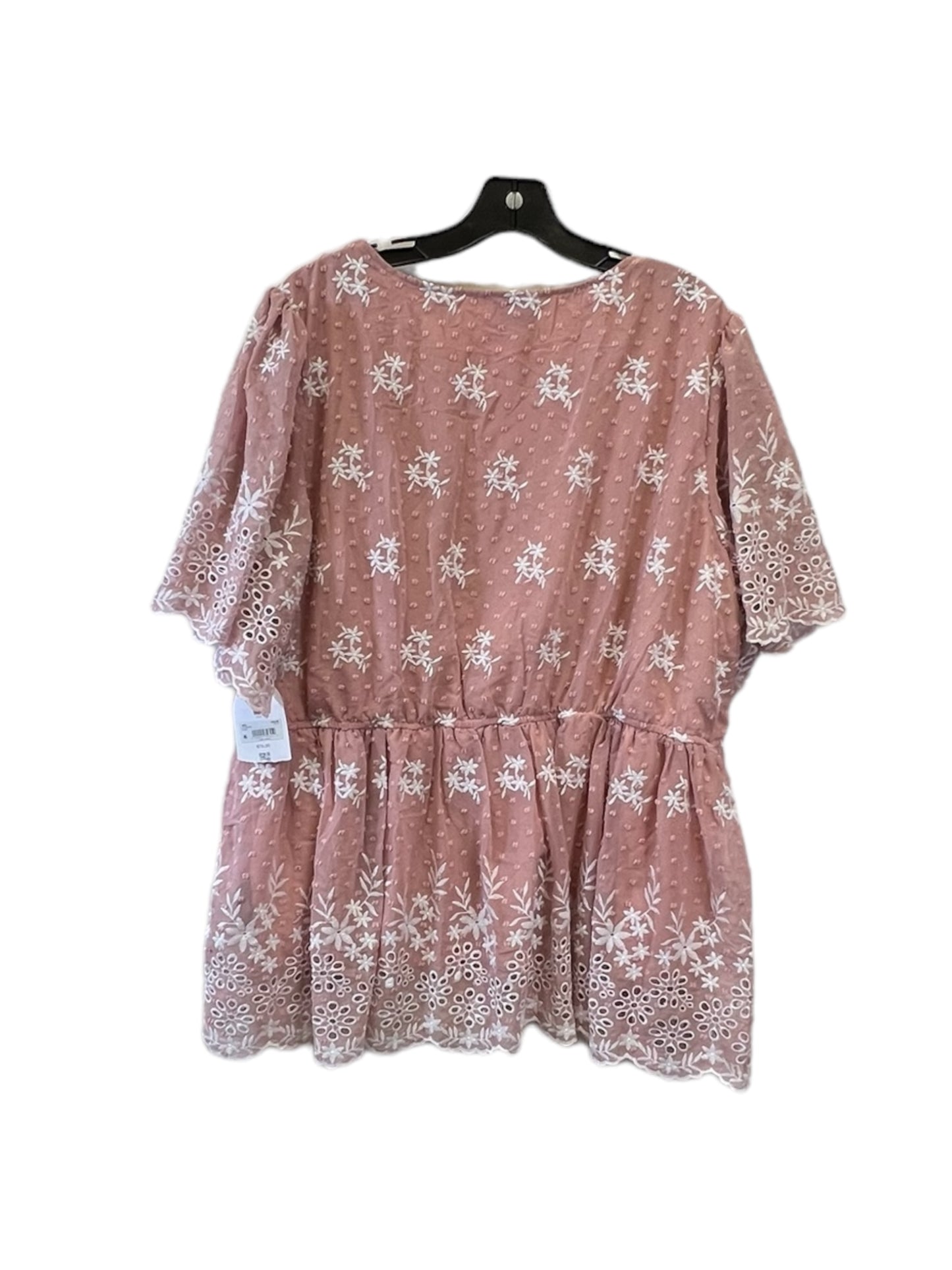 Top Short Sleeve By Clothes Mentor In Pink & White, Size: 2x