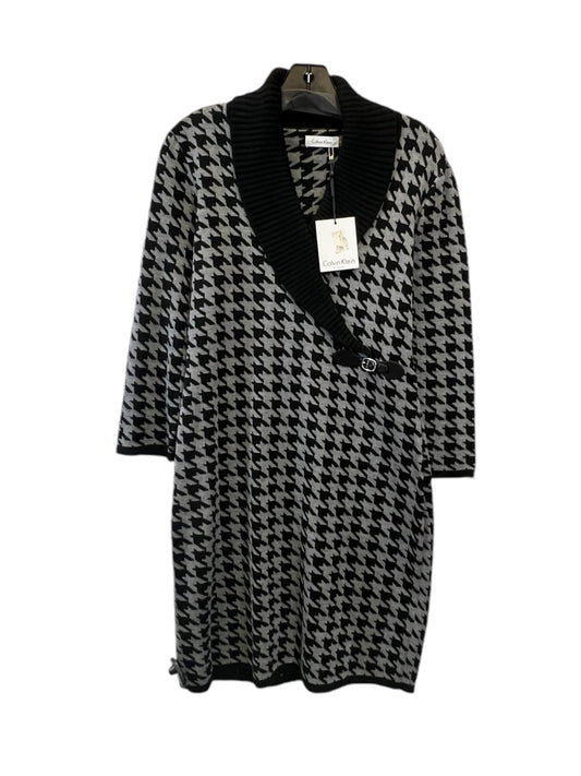 Dress Sweater By Calvin Klein In Black & Grey, Size: M