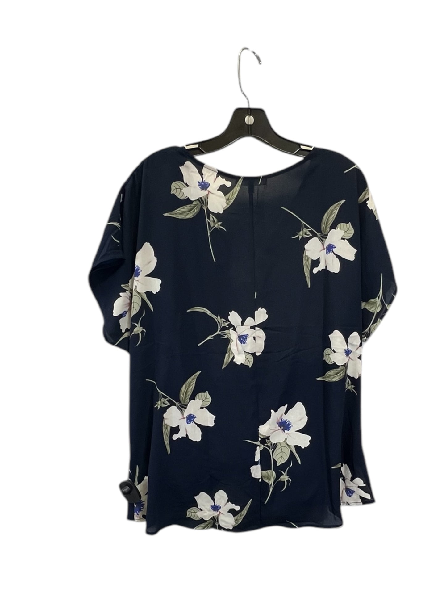 Top Short Sleeve By beacon appeal In Navy, Size: Xl