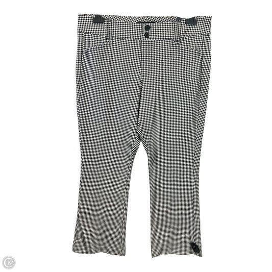 Pants Cropped By Torrid In Black & White, Size: 18