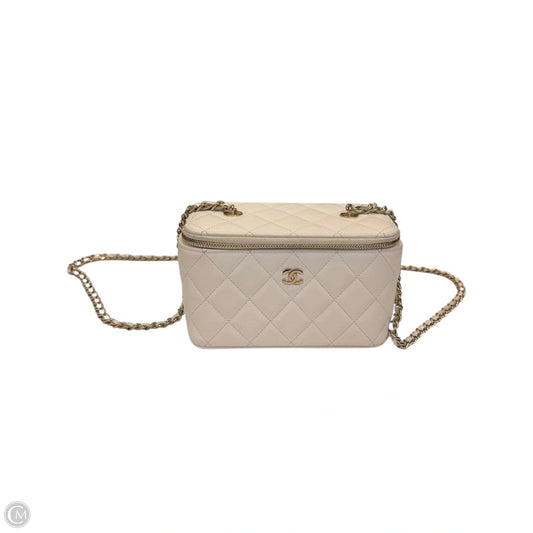 Crossbody Luxury Designer By Chanel, Size: Small
