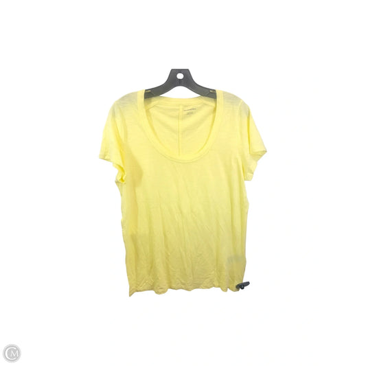 Top Short Sleeve Basic By Banana Republic In Yellow, Size: L