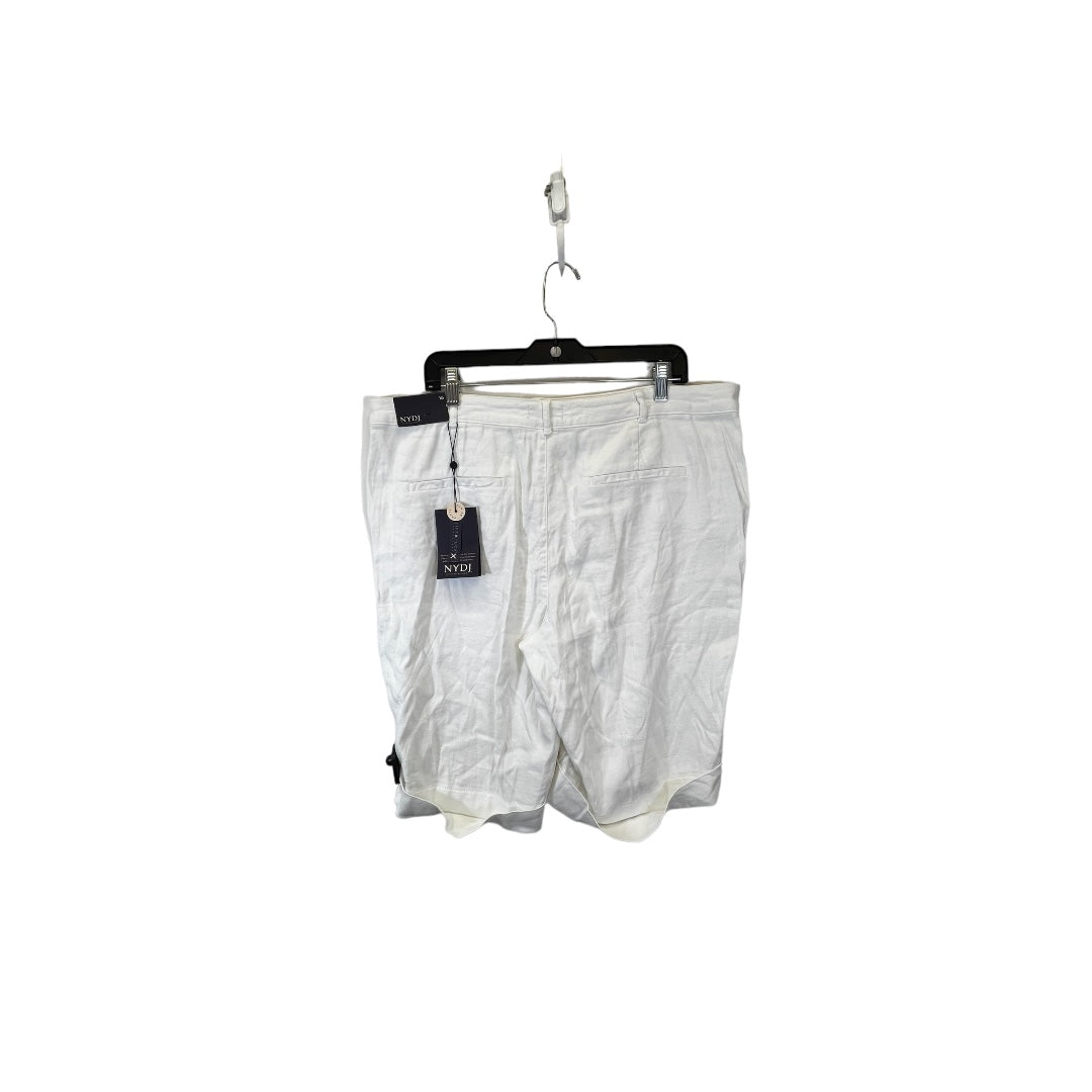 Shorts By Clothes Mentor  Size: 16