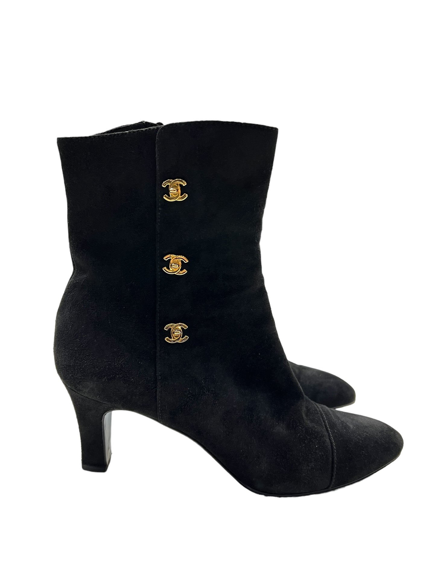 Boots Luxury Designer By Chanel  Size: EU 40