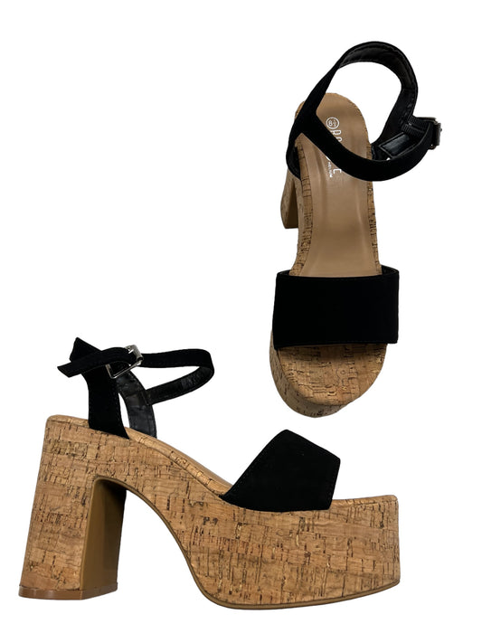 Sandals Heels Block By Rouge  Size: 8.5
